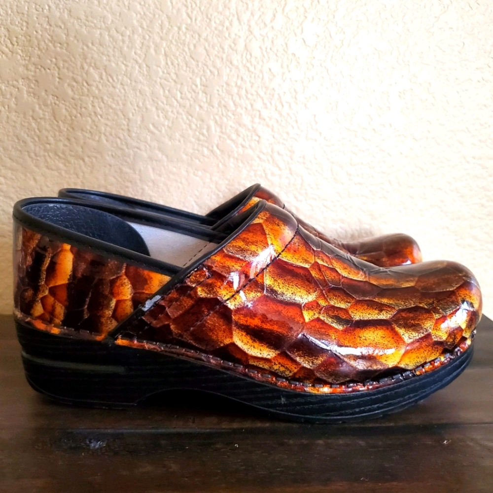 EUC Dansko Clogs - Picture 3 of 8